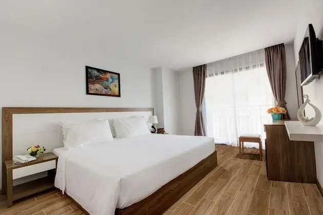 Premier Tek Büyük veya İki Ayrı Yataklı Oda, Balkon, Dağ Manzaralı