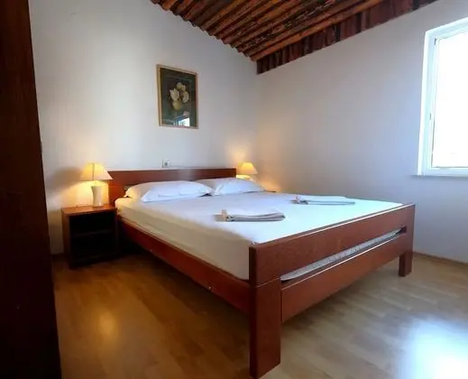 Apart Daire (Ana - 120 m from the beach - A1(4+1))