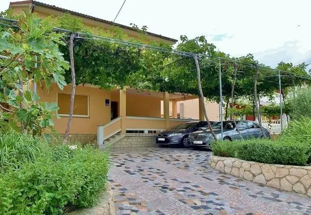 Apart Daire (Ana - 50m from sea - A1(4))