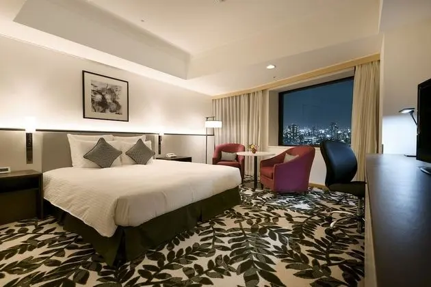 Premium Oda, 1 Büyük (Queen) Boy Yatak, Sigara İçilebilir