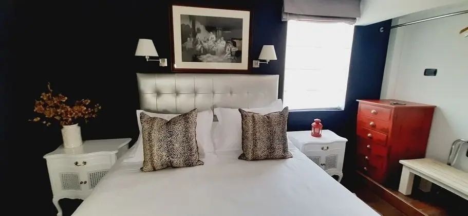 SUITE QUEEN