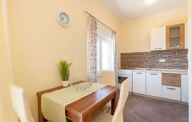 Apart Daire (Ana - free parking - A4(3+2))