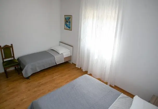 Apart Daire (Ana - great location, near the beach )