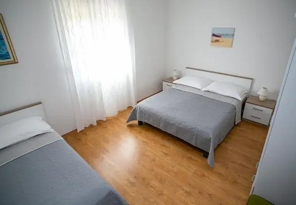 Apart Daire (Ana - great location, near the beach )