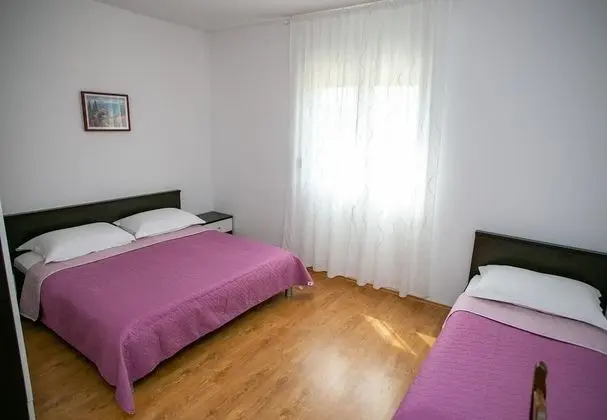 Apart Daire (Ana - great location, near the beach )