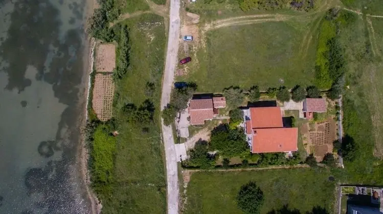 Apart Daire (Ana - great location, near the beach )