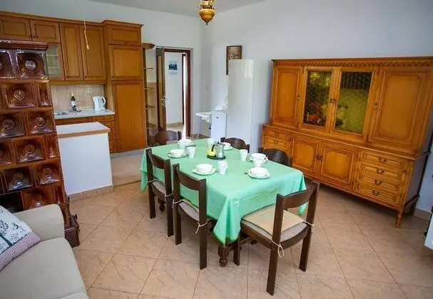 Apart Daire (Ana - great location, near the beach )
