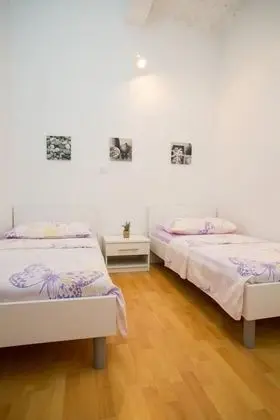 Apart Daire (Ana - great location, near the beach )