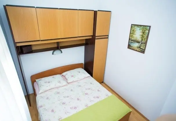 Apart Daire (Ana - great location, near the beach )