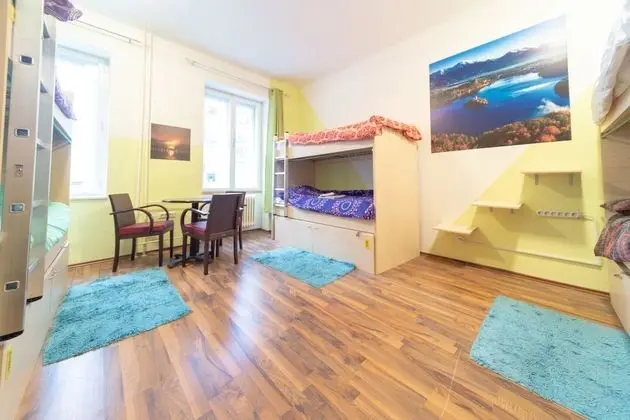 Ortak Ranzalı Oda, 1 Tek Kişilik Yatak (6-Bed)