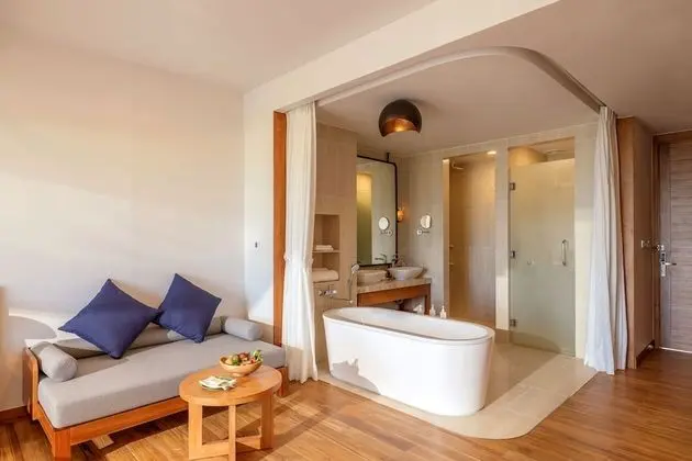 Stüdyo, Deniz Manzaralı (1 Large Bed)