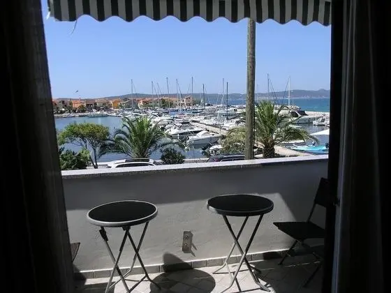 Apart Daire (Ana- next to the sea - A3(2+2))