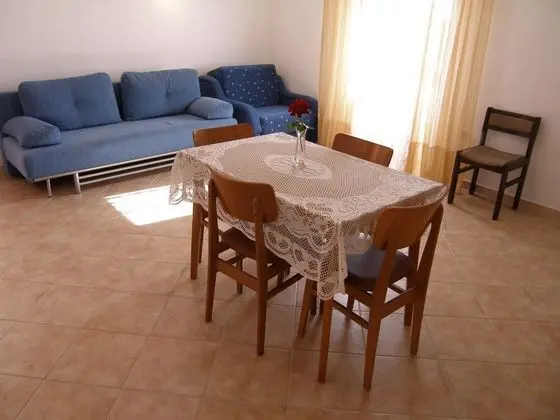 Ev, 1 Yatak Odası (2+2)