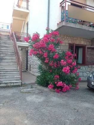 Apart Daire (Ana - private parking - A2 prizemlje )