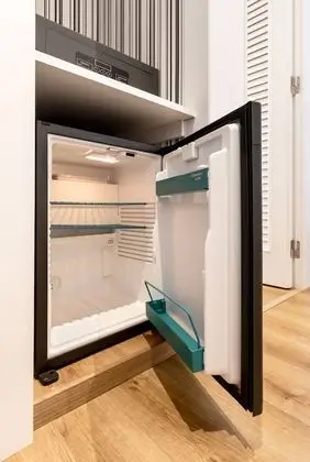 Comfort Tek Büyük Yataklı Oda, Havuz Manzaralı