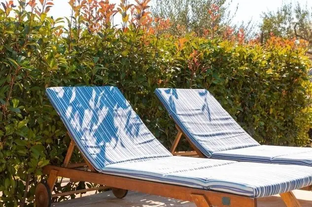 Ev (Anabella - open swimming pool - H(7))