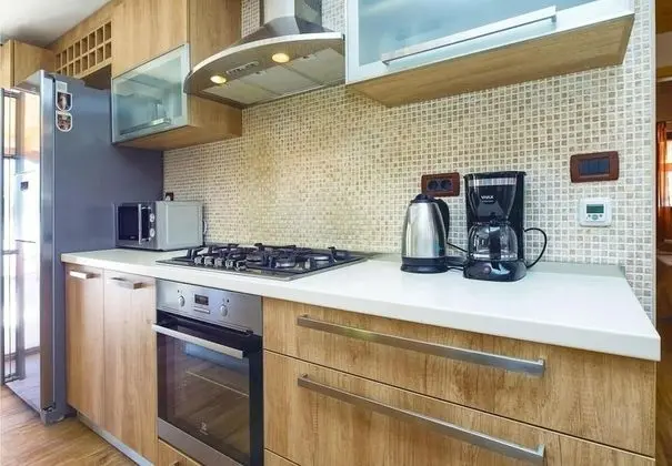 Ev (Anabella - open swimming pool - H(7))