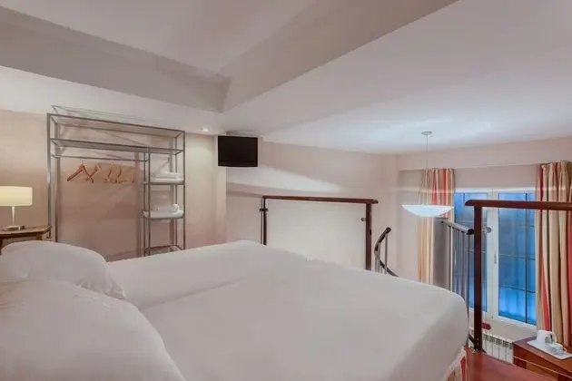 Family Dört Kişilik Oda