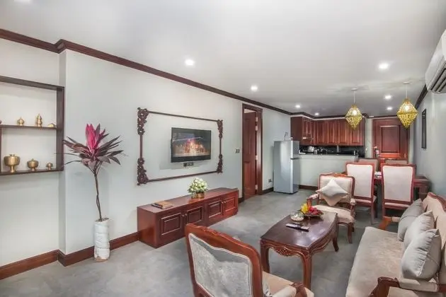 Premier Suite With Private Living Room - Kitchenette