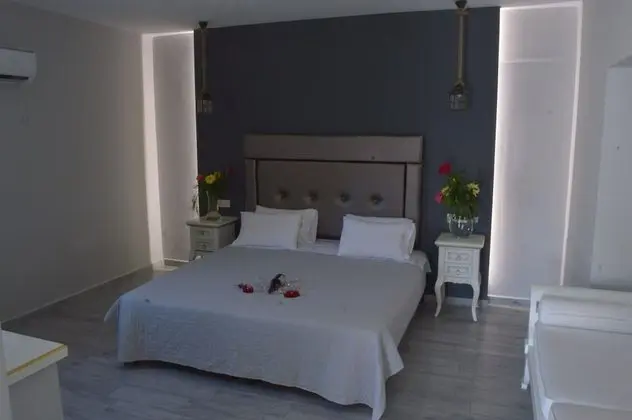 Honeymoon Stüdyo Süit, Kısmi Deniz Manzaralı (Private Spa Tub)