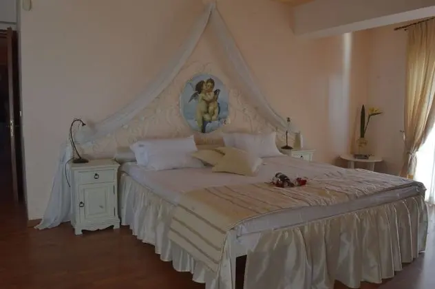 Honeymoon Stüdyo Süit, Kısmi Deniz Manzaralı (Private Spa Tub)