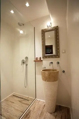 1 Çift Kişilik Veya 2 Tek Kişilik Yatak Standard