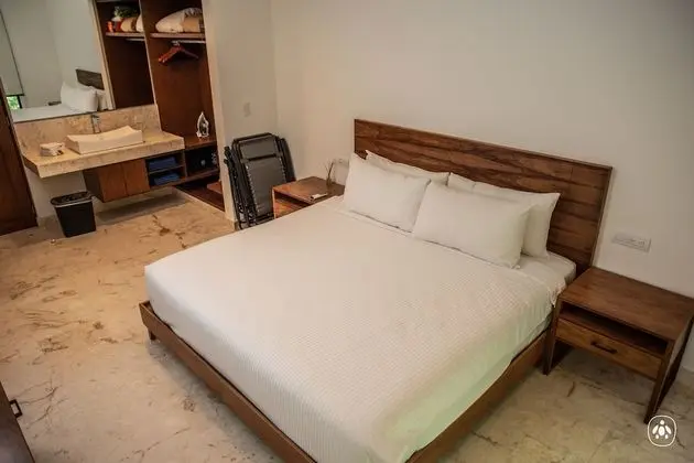 Comfort Tek Büyük Yataklı Oda