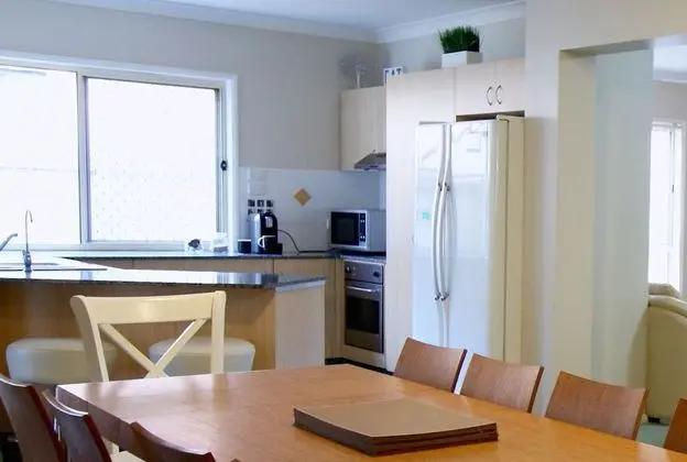 Family Ev, 5 Yatak Odası, Engellilere Uygun, Bahçe Manzaralı