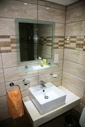 1 Çift Kişilik Veya 2 Tek Kişilik Yatak Sea View