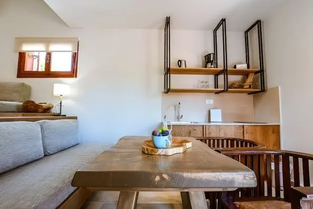 One Bedroom Suite