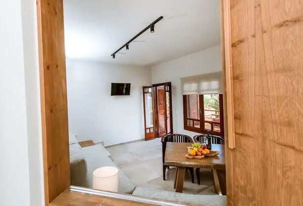 One Bedroom Suite