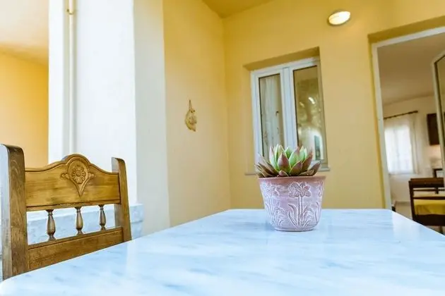 Superior One Bedroom