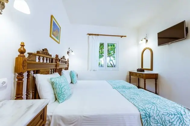 Superior One Bedroom