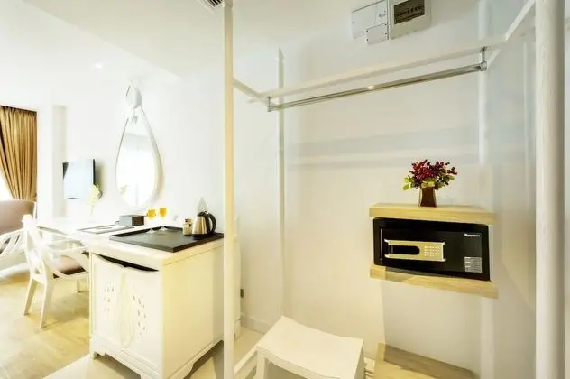 Hollywood Twin Room