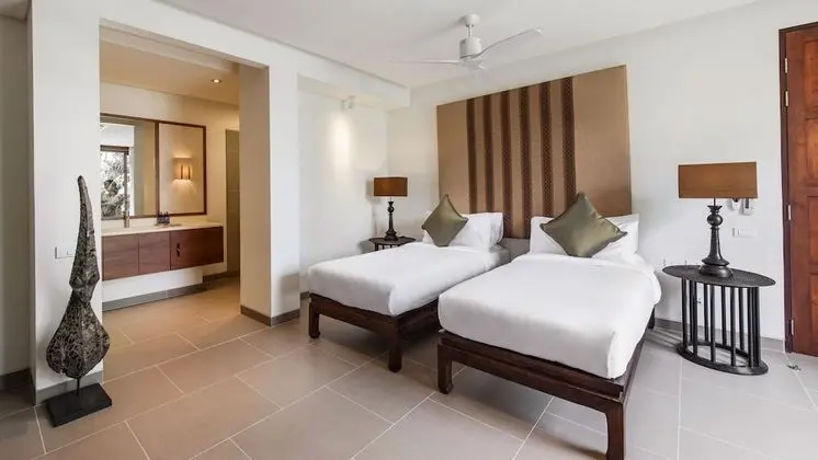 Luxury Villa, 4 Yatak Odası, Plaj Manzaralı, Denize Sıfır