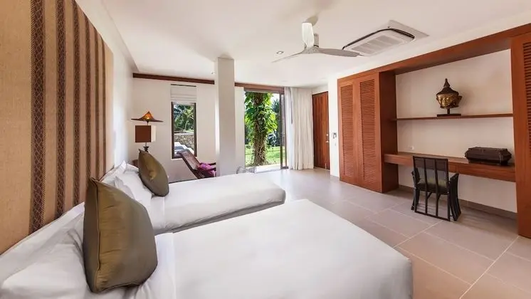 Luxury Villa, 5 Yatak Odası, Plaj Manzaralı, Denize Sıfır
