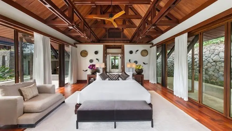 Luxury Villa, 5 Yatak Odası, Plaj Manzaralı, Denize Sıfır