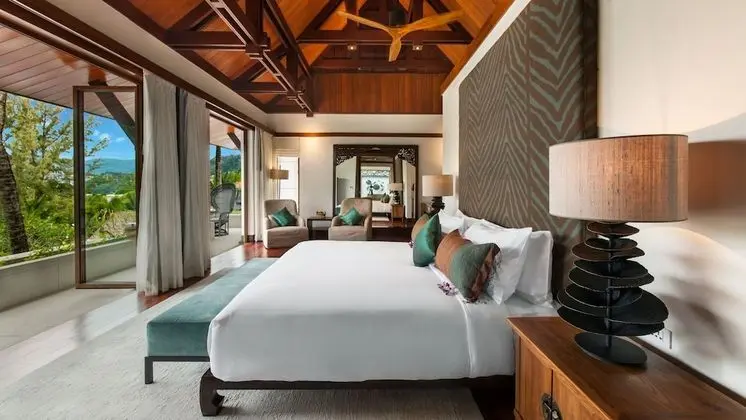 Luxury Villa, 6 Yatak Odası, Plaj Manzaralı, Denize Sıfır