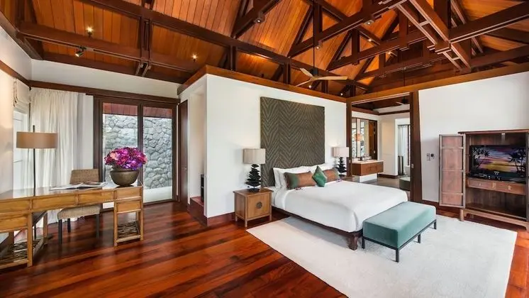 Luxury Villa, 6 Yatak Odası, Plaj Manzaralı, Denize Sıfır