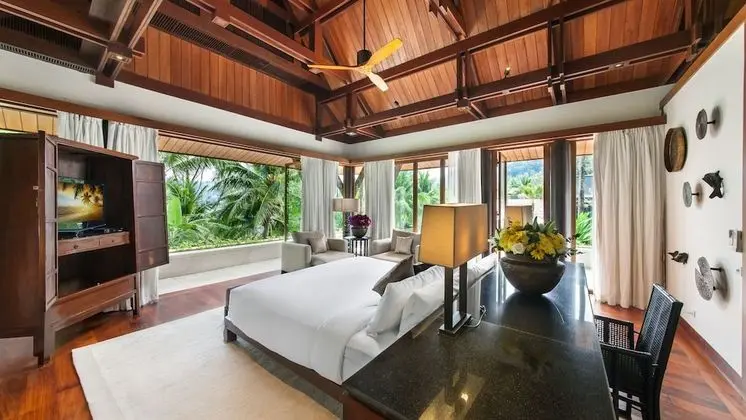 Luxury Villa, 6 Yatak Odası, Plaj Manzaralı, Denize Sıfır