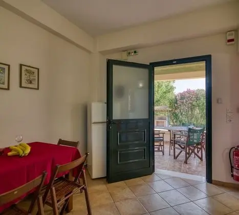 Family Ev, Birden Çok Yatak, Bahçeli (Analipsi Villas Beach Front 3)
