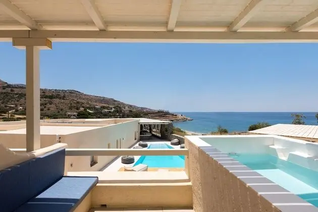 Comfort Double Room with side sea view and mini plunge pool