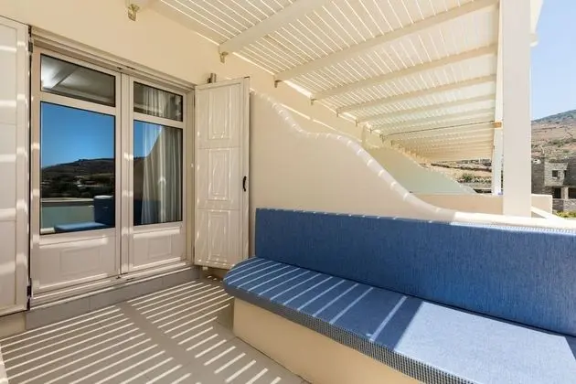 Comfort Double Room with side sea view and mini plunge pool