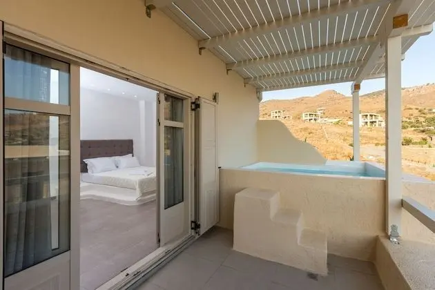 Comfort Double Room with side sea view and mini plunge pool
