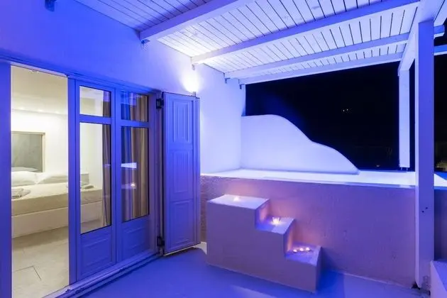 Comfort Double Room with side sea view and mini plunge pool