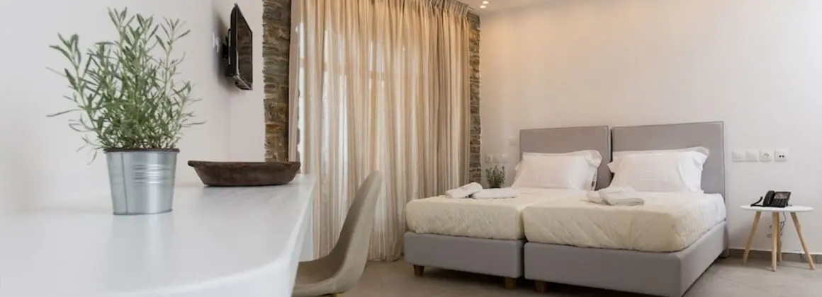 Comfort Tek Büyük veya İki Ayrı Yataklı Oda, Kısmi Deniz Manzaralı