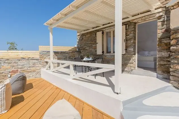 Standard Tek Büyük veya İki Ayrı Yataklı Oda (Private balcony)