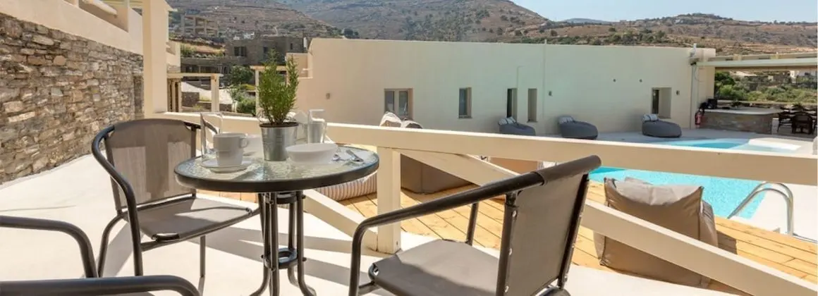 Standard Tek Büyük veya İki Ayrı Yataklı Oda (Private balcony)