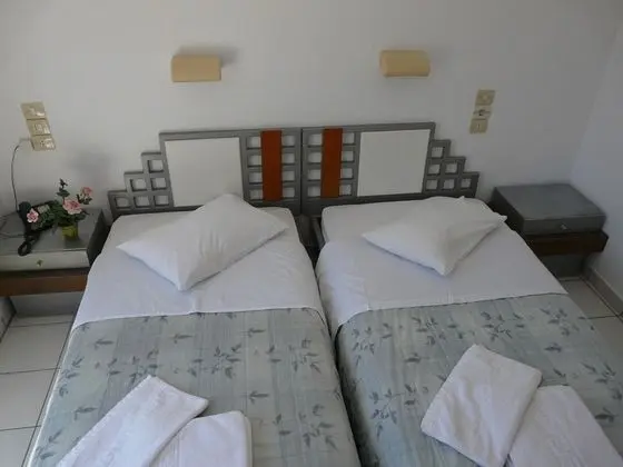 Üç Kişilik Oda
