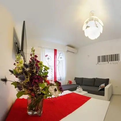 Apart Daire (Anamarija - garden terrace - A1(4+1))